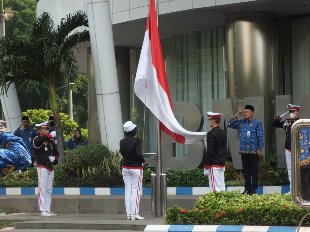 GELAR UPACARA PERINGATAN HARI PAHLAWAN, BMKG IMPLEMENTASIKAN SEMANGAT JUANG PAHLAWAN DALAM KERJA MAKSIMAL BERANTAS KEMISKINAN DAN KEBODOHAN